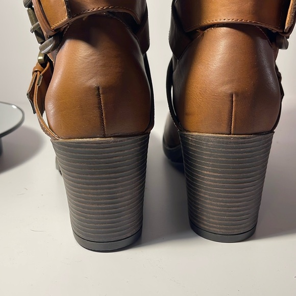 MIA Gareth Strappy Moto Slip-On Block Heel Boots Size 9 Faux Leather NIB - Picture 7 of 14